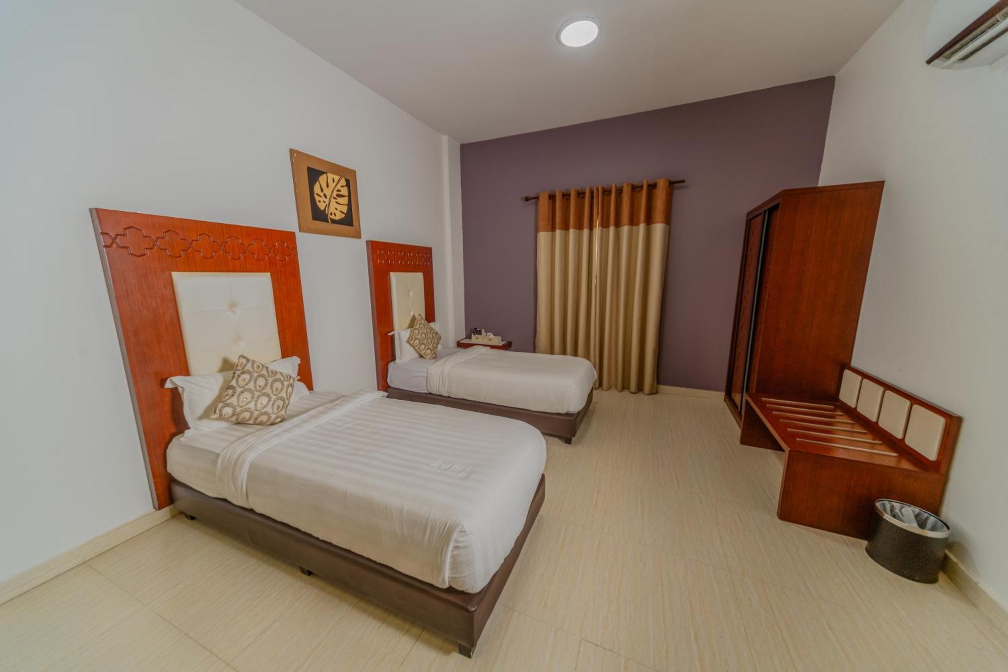 Zaki Hotel Apartment Sur Luaran gambar