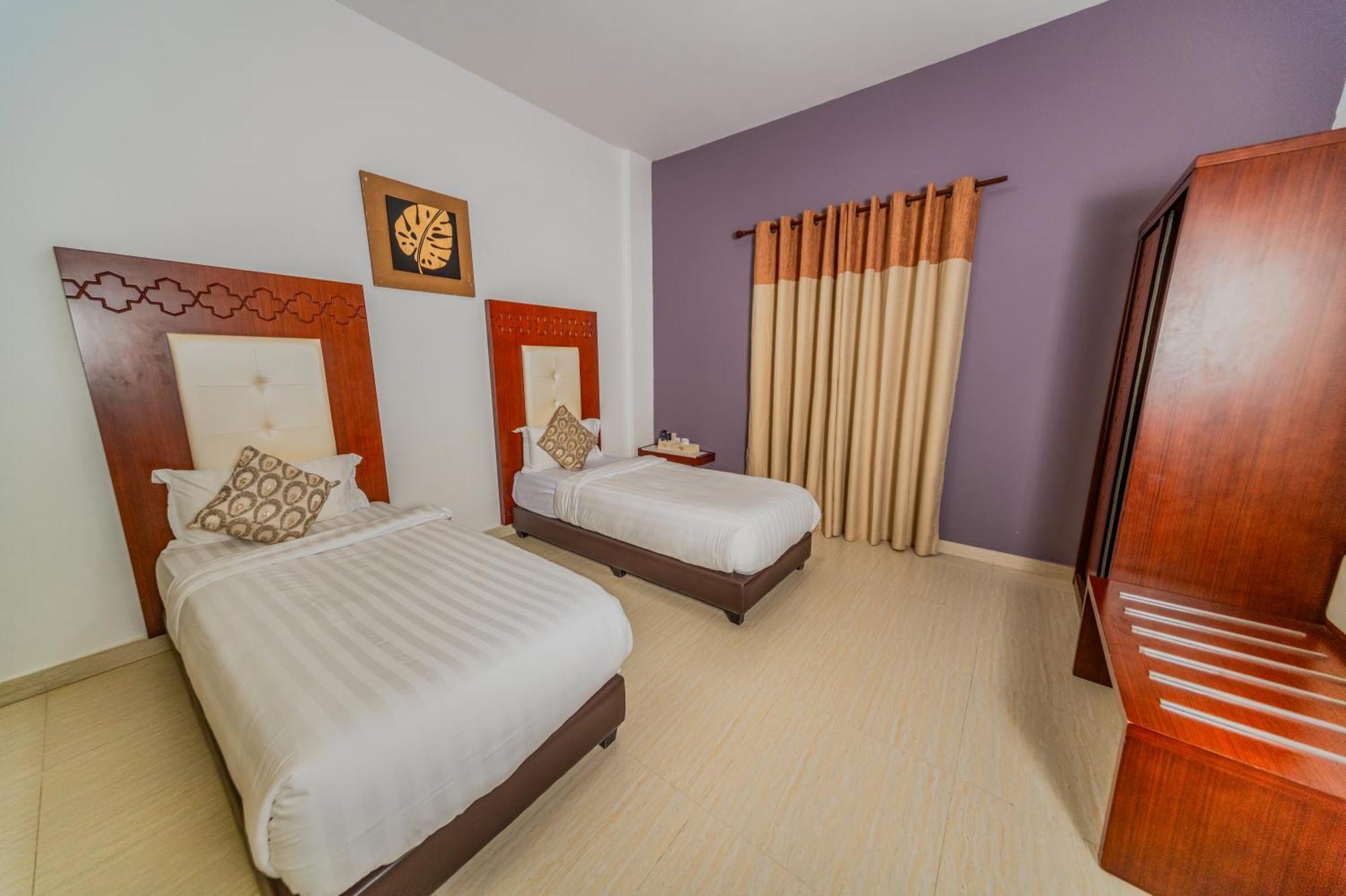 Zaki Hotel Apartment Sur Luaran gambar