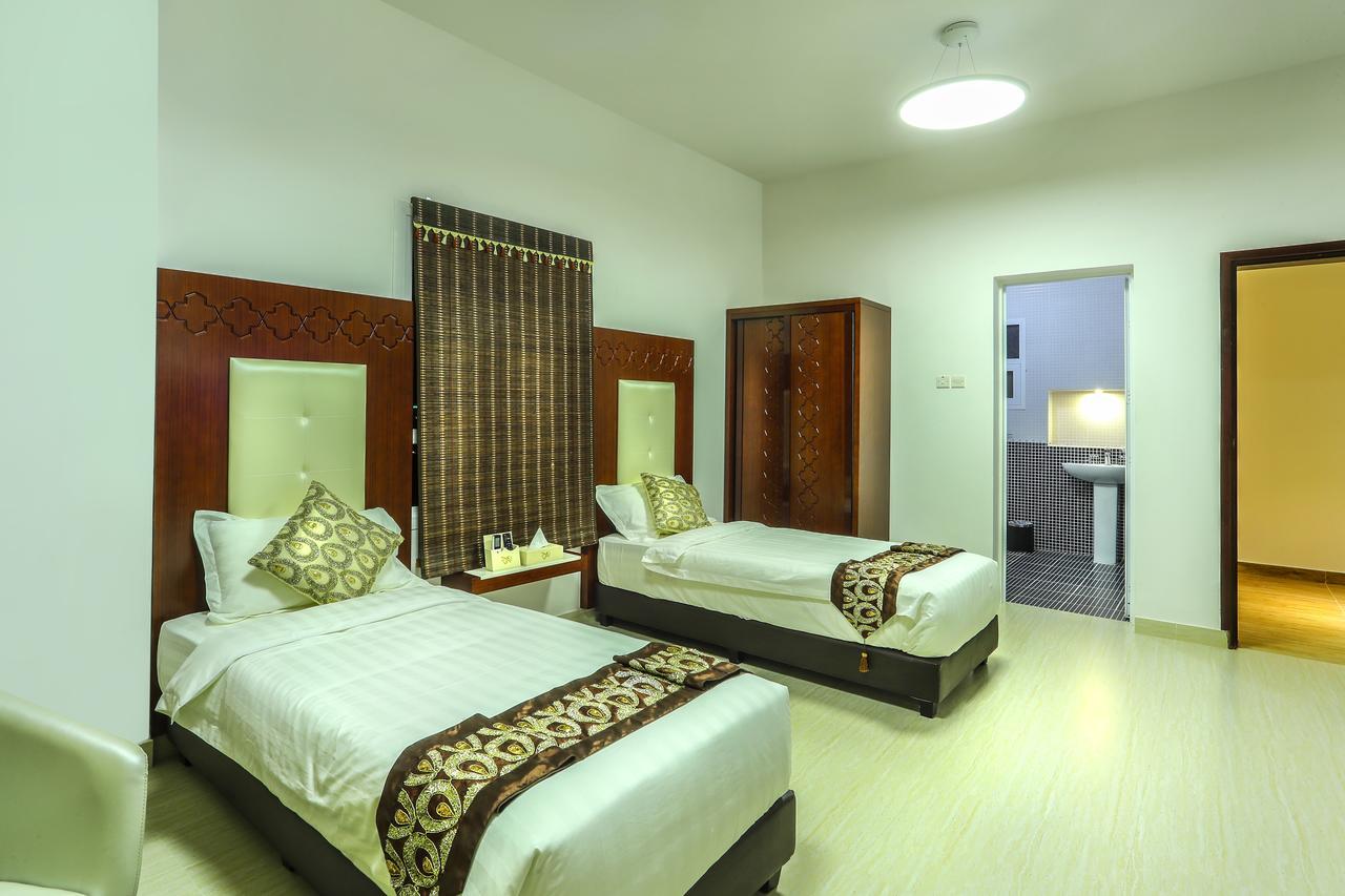 Zaki Hotel Apartment Sur Luaran gambar
